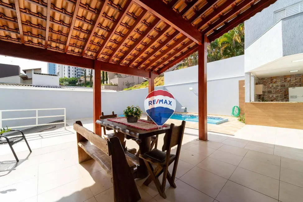 Casa com 3 quartos à venda, 375m2 em Jardim Santa Adelaide, Jundiai - SP - imagem 6 Foto 6 de Casa com 3 quartos à venda, 375m2 em Jardim Santa Adelaide, Jundiai - SP