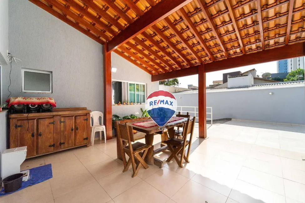 Casa com 3 quartos à venda, 375m2 em Jardim Santa Adelaide, Jundiai - SP - imagem 7 Foto 7 de Casa com 3 quartos à venda, 375m2 em Jardim Santa Adelaide, Jundiai - SP