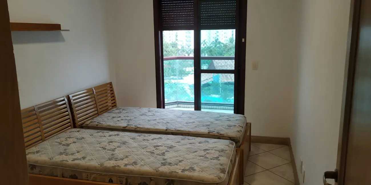 Foto 9 de Apartamento com 4 quartos à venda, 196m2 em Bertioga - SP