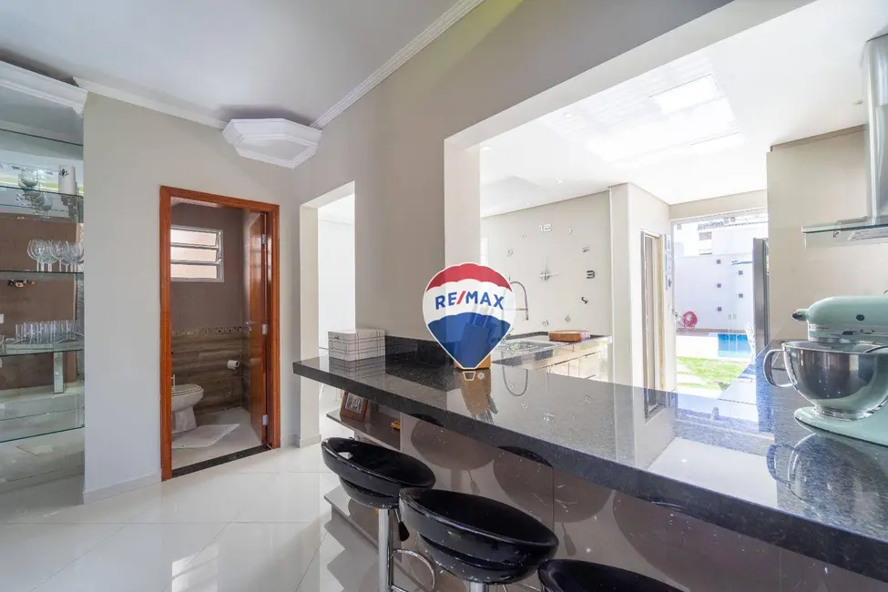 Foto 8 de Casa de Condomínio com 3 quartos à venda, 250m2 em Jundiai - SP