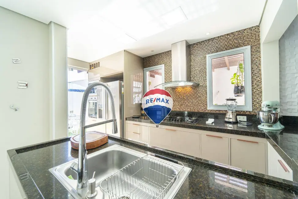 Foto 6 de Casa de Condomínio com 3 quartos à venda, 250m2 em Jundiai - SP