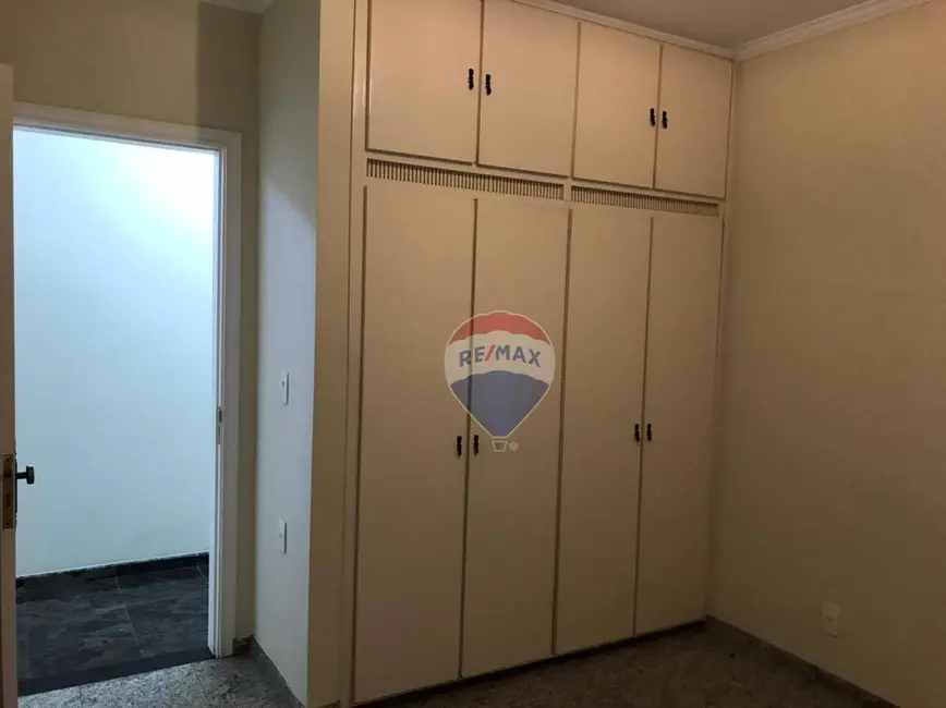 Foto 9 de Casa com 3 quartos para alugar, 189m2 em Vila Nova Esperia, Jundiai - SP