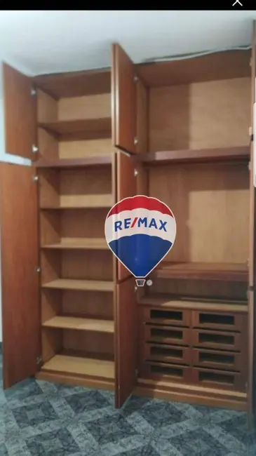 Casa com 2 quartos para alugar, 87m2 em Jardim Guanabara, Jundiai - SP - imagem 4 Foto 4 de Casa com 2 quartos para alugar, 87m2 em Jardim Guanabara, Jundiai - SP