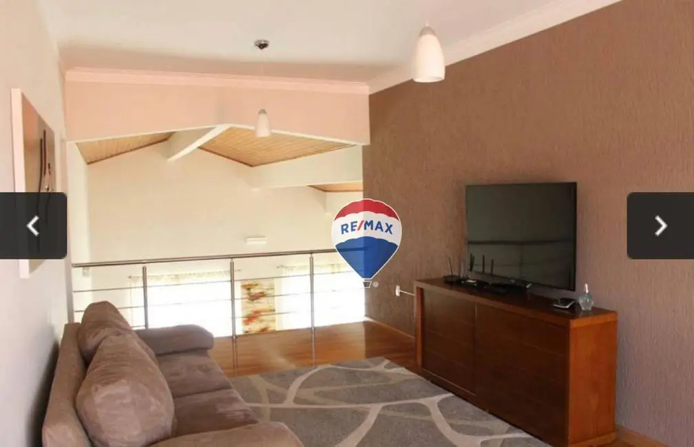 Foto 3 de Casa com 5 quartos para alugar, 1000m2 em Medeiros, Jundiai - SP