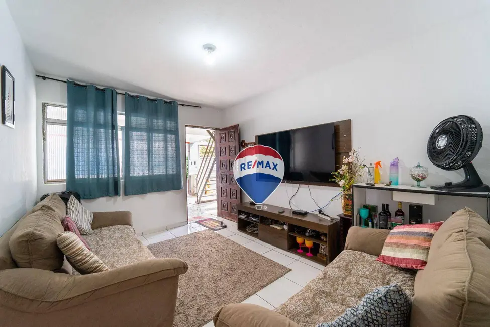 Foto 6 de Casa com 6 quartos à venda, 250m2 em Jordanésia (Jordanésia), Cajamar - SP