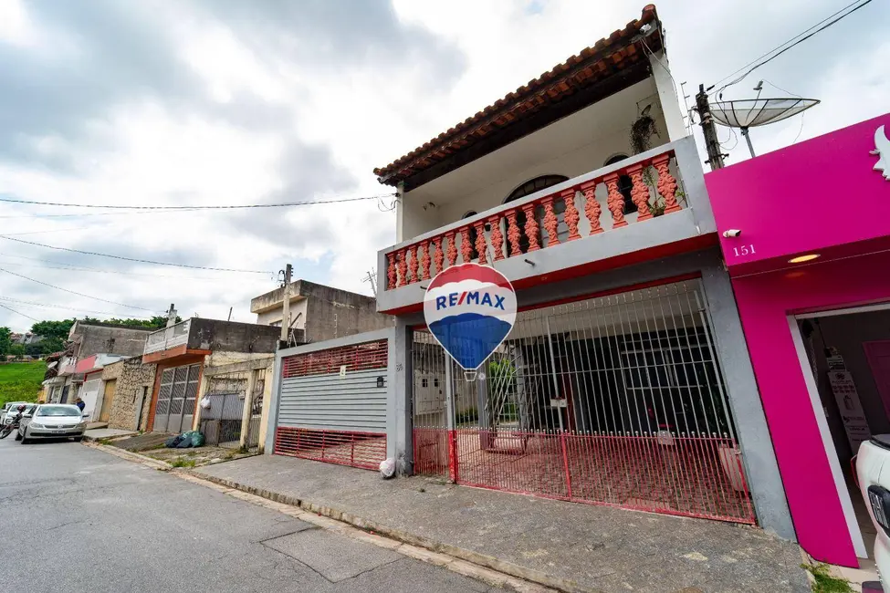 Foto 3 de Casa com 6 quartos à venda, 250m2 em Jordanésia (Jordanésia), Cajamar - SP