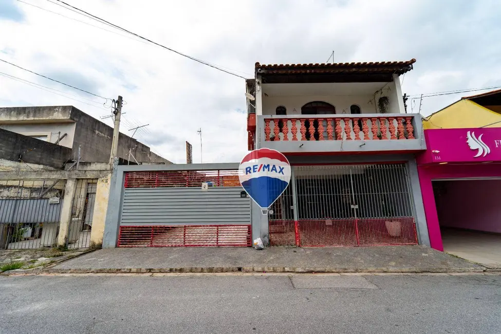 Foto 2 de Casa com 6 quartos à venda, 250m2 em Jordanésia (Jordanésia), Cajamar - SP