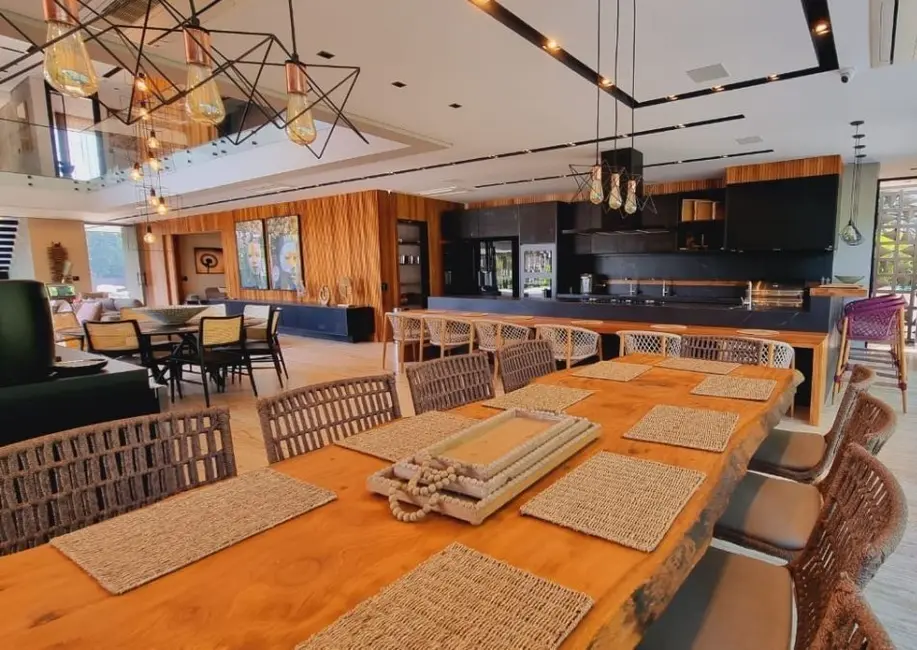Casa com 7 quartos à venda, 964m2 em Riviera de São Lourenço, Bertioga - SP - imagem 5 Foto 5 de Casa com 7 quartos à venda, 964m2 em Riviera de São Lourenço, Bertioga - SP