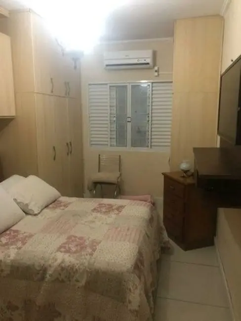 Foto 2 de Casa com 3 quartos para alugar, 150m2 em Parque Cidade Jardim II, Jundiai - SP