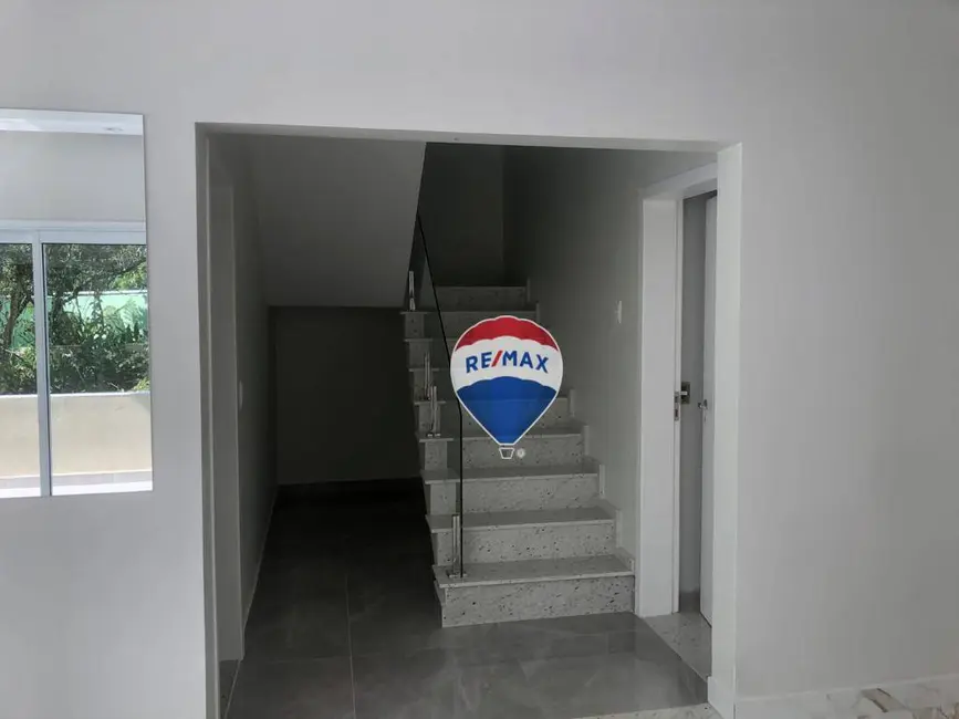 Casa com 4 quartos à venda, 416m2 em Bertioga - SP - imagem 6 Foto 6 de Casa com 4 quartos à venda, 416m2 em Bertioga - SP