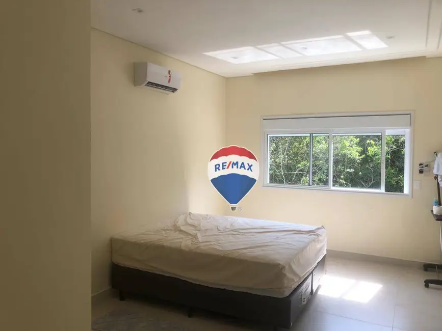 Casa com 4 quartos à venda, 416m2 em Bertioga - SP - imagem 8 Foto 8 de Casa com 4 quartos à venda, 416m2 em Bertioga - SP