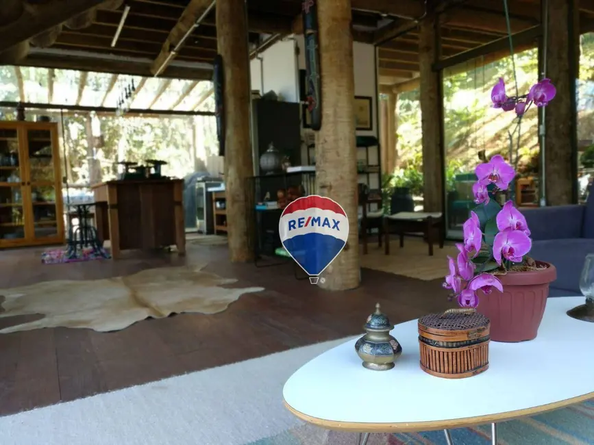 Armazém / Galpão com 3 quartos à venda, 1600m2 em Cajamar - SP - imagem 5 Foto 5 de Armazém / Galpão com 3 quartos à venda, 1600m2 em Cajamar - SP