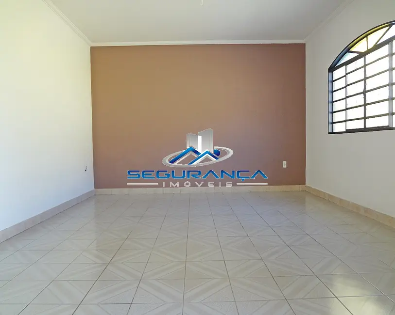 Foto 2 de Casa com 4 quartos para alugar, 180m2 em Jardim Santa Genebra, Campinas - SP