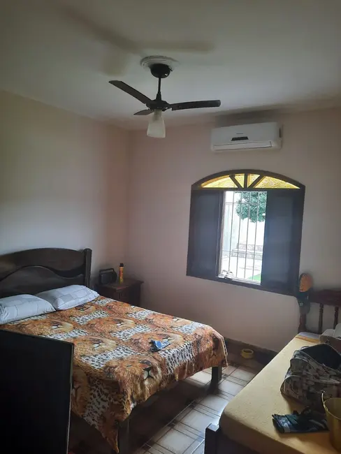 Foto 6 de Casa com 3 quartos à venda, 183m2 em Itanhaem - SP