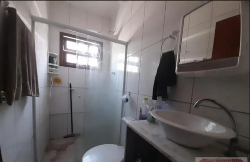 Foto 2 de Casa com 2 quartos à venda, 188m2 em Itanhaem - SP