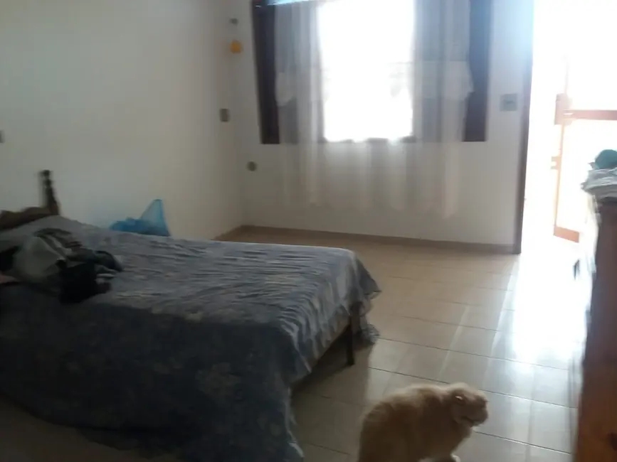 Foto 9 de Casa com 5 quartos à venda, 267m2 em Itanhaem - SP