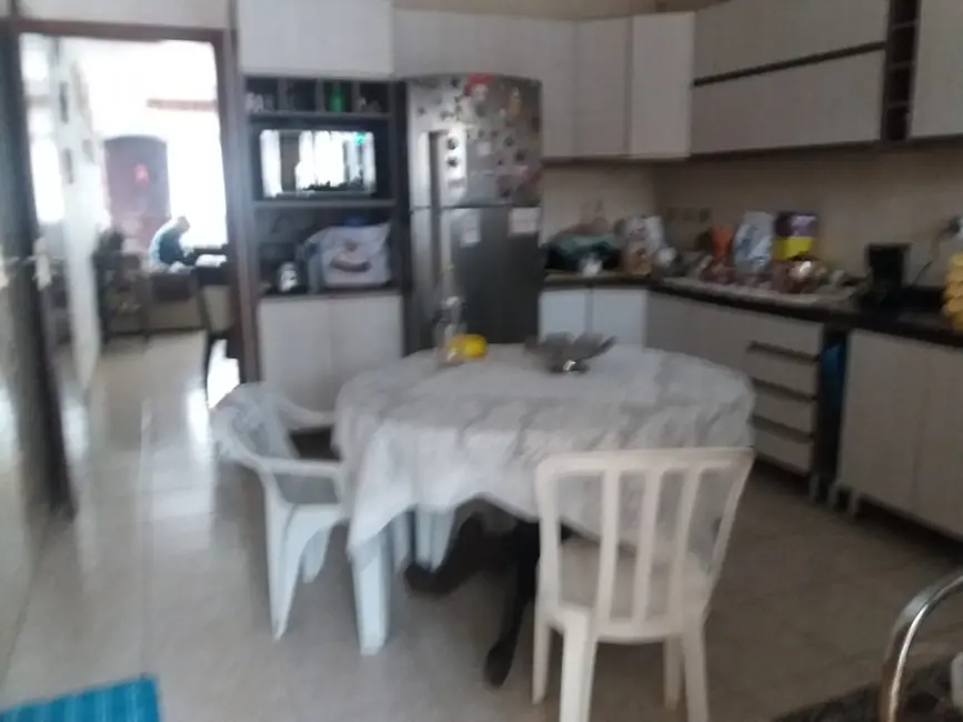 Foto 2 de Casa com 5 quartos à venda, 267m2 em Itanhaem - SP