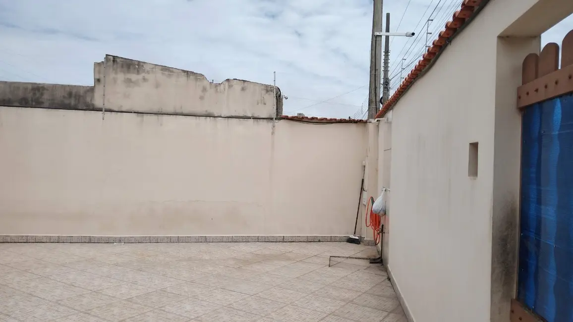 Foto 8 de Casa com 2 quartos à venda, 55m2 em Itanhaem - SP