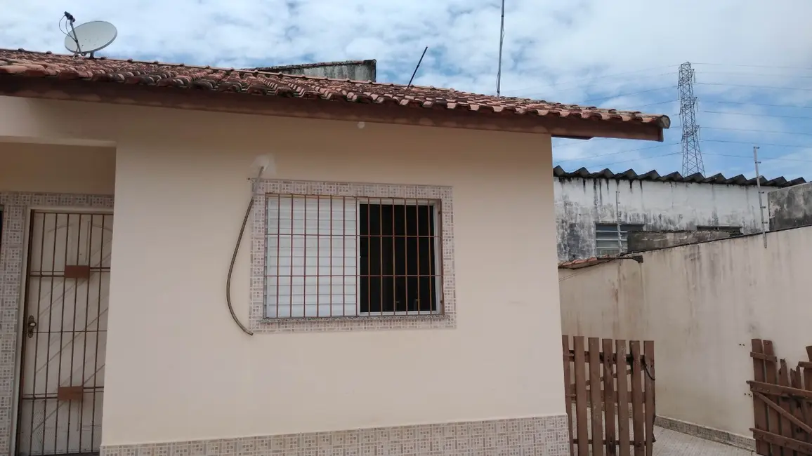 Foto 6 de Casa com 2 quartos à venda, 55m2 em Itanhaem - SP