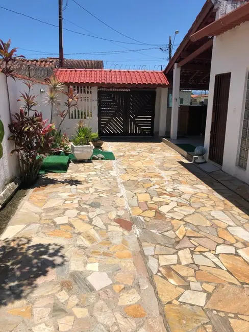 Foto 5 de Casa com 3 quartos à venda, 83m2 em Itanhaem - SP