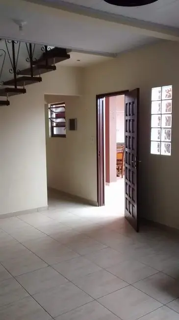 Foto 9 de Casa com 3 quartos à venda, 115m2 em Itanhaem - SP