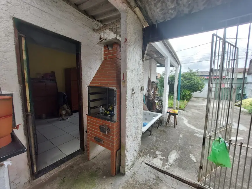 Foto 5 de Casa com 2 quartos à venda, 132m2 em Itanhaem - SP