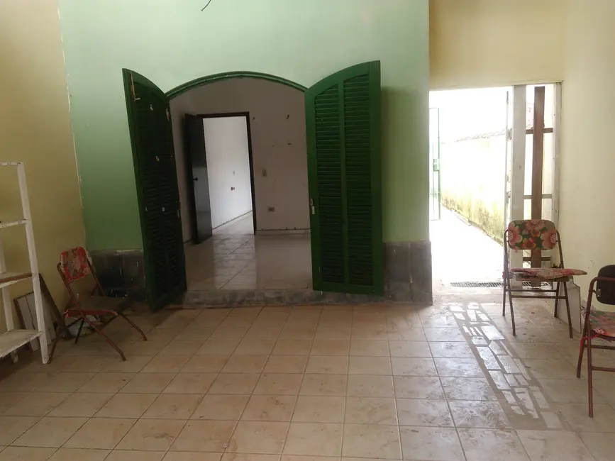 Casa com 2 quartos à venda, 66m2 em Mongagua - SP - imagem 3 Foto 3 de Casa com 2 quartos à venda, 66m2 em Mongagua - SP