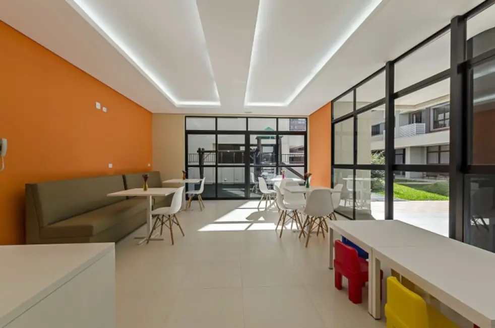 Foto 5 de Apartamento com 3 quartos à venda, 71m2 em Santo Inácio, Curitiba - PR