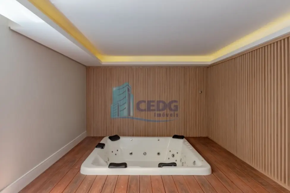 Foto 3 de Apartamento com 3 quartos à venda, 93m2 em Centro, Curitiba - PR