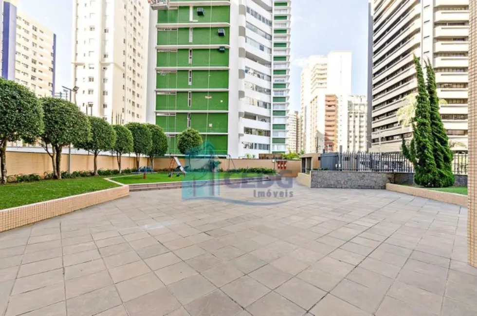 Apartamento com 4 quartos à venda, 302m2 em Batel, Curitiba - PR - imagem 5 Foto 5 de Apartamento com 4 quartos à venda, 302m2 em Batel, Curitiba - PR
