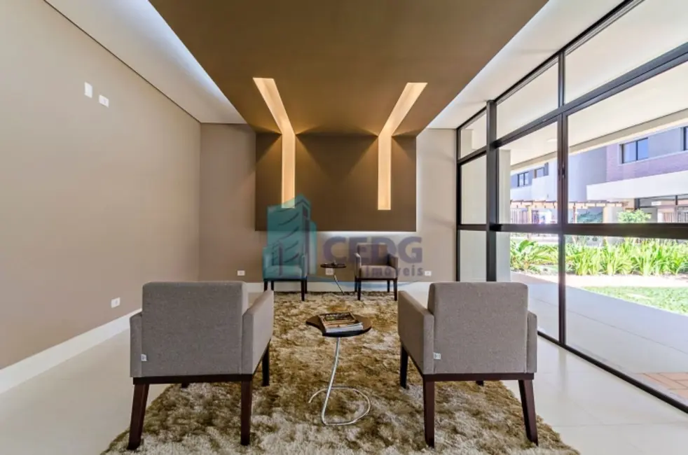 Apartamento com 3 quartos à venda, 56m2 em Santo Inácio, Curitiba - PR - imagem 3 Foto 3 de Apartamento com 3 quartos à venda, 56m2 em Santo Inácio, Curitiba - PR