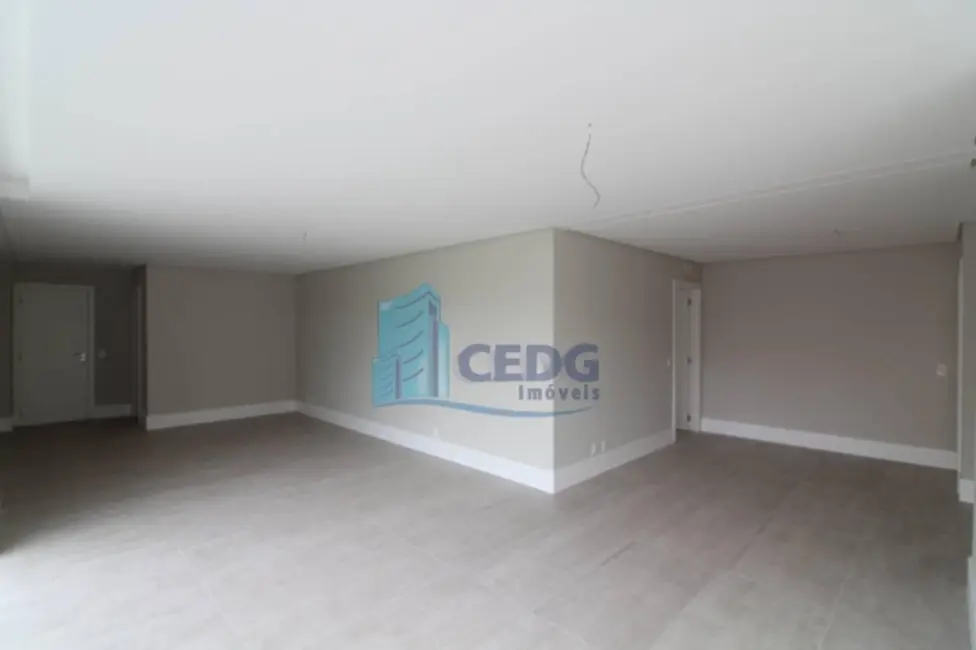 Foto 5 de Apartamento com 3 quartos à venda, 176m2 em Cabral, Curitiba - PR