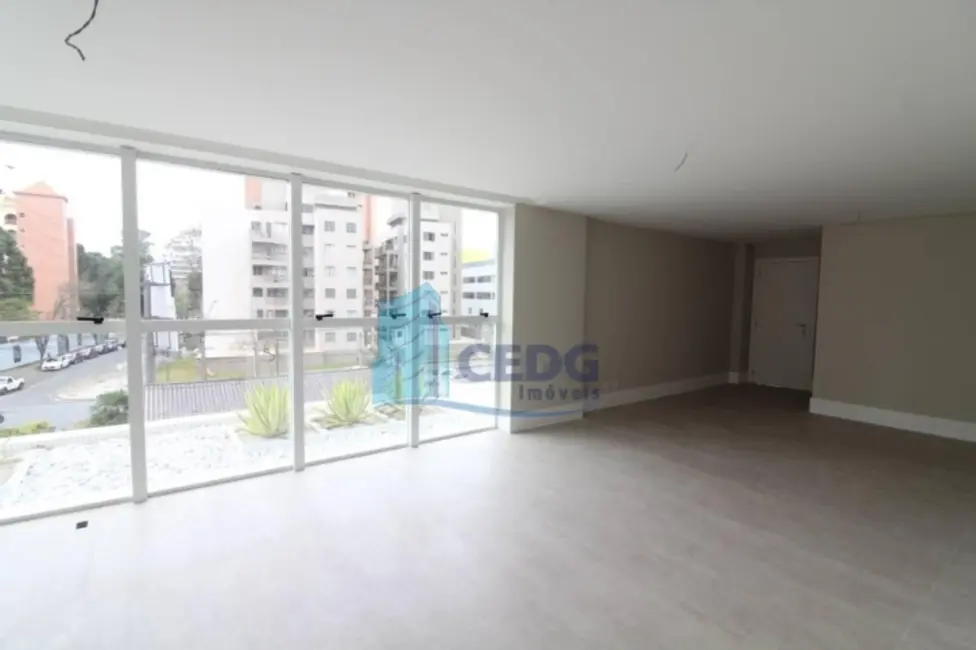 Foto 7 de Apartamento com 3 quartos à venda, 176m2 em Cabral, Curitiba - PR
