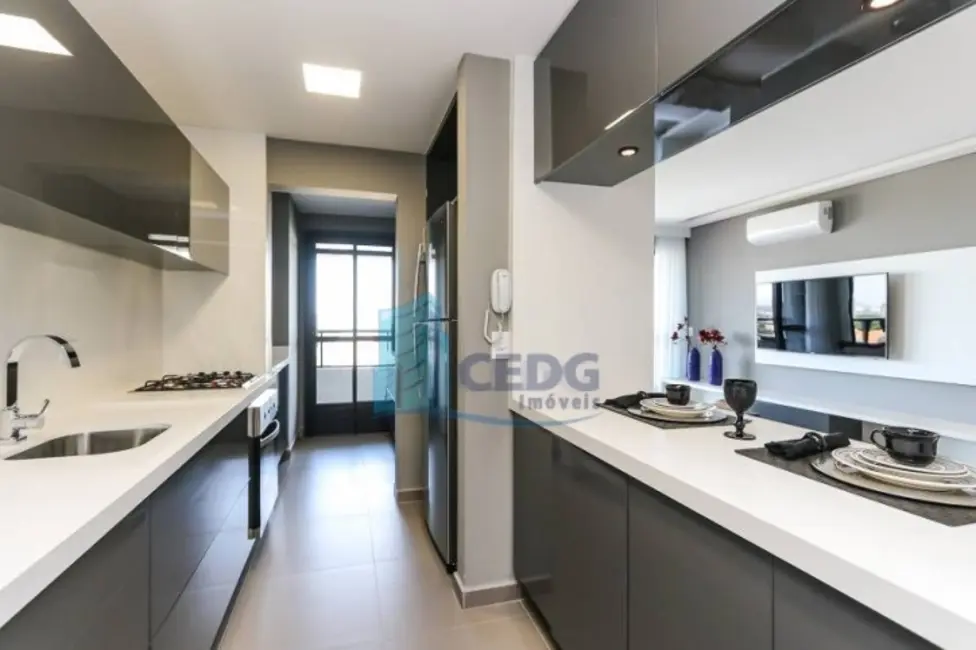 Foto 6 de Apartamento com 3 quartos à venda, 111m2 em Cabral, Curitiba - PR