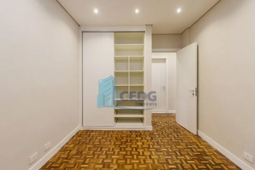 Apartamento com 3 quartos à venda, 101m2 em Batel, Curitiba - PR - imagem 7 Foto 7 de Apartamento com 3 quartos à venda, 101m2 em Batel, Curitiba - PR