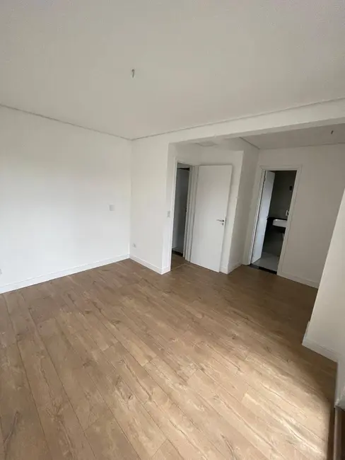 Casa com 3 quartos à venda, 124m2 em Guaíra, Curitiba - PR - imagem 8 Foto 8 de Casa com 3 quartos à venda, 124m2 em Guaíra, Curitiba - PR