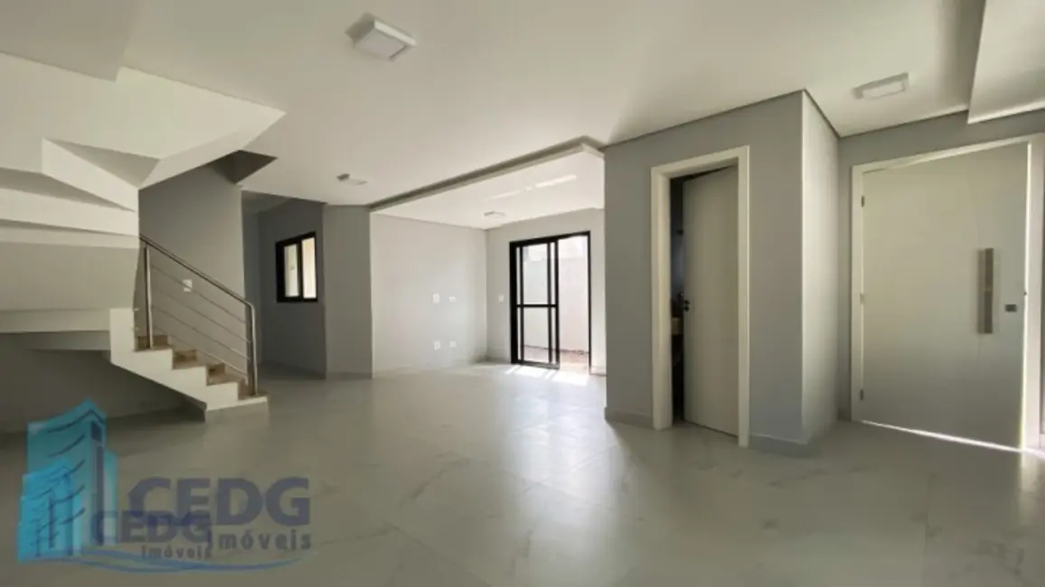 Casa com 3 quartos à venda, 143m2 em Boqueirão, Curitiba - PR - imagem 4 Foto 4 de Casa com 3 quartos à venda, 143m2 em Boqueirão, Curitiba - PR