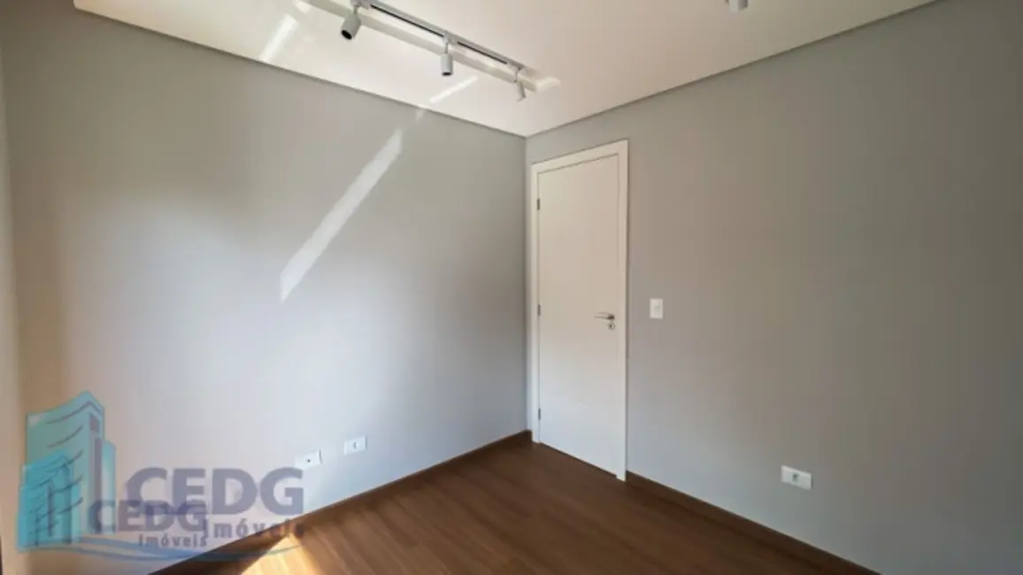 Casa com 3 quartos à venda, 143m2 em Boqueirão, Curitiba - PR - imagem 6 Foto 6 de Casa com 3 quartos à venda, 143m2 em Boqueirão, Curitiba - PR