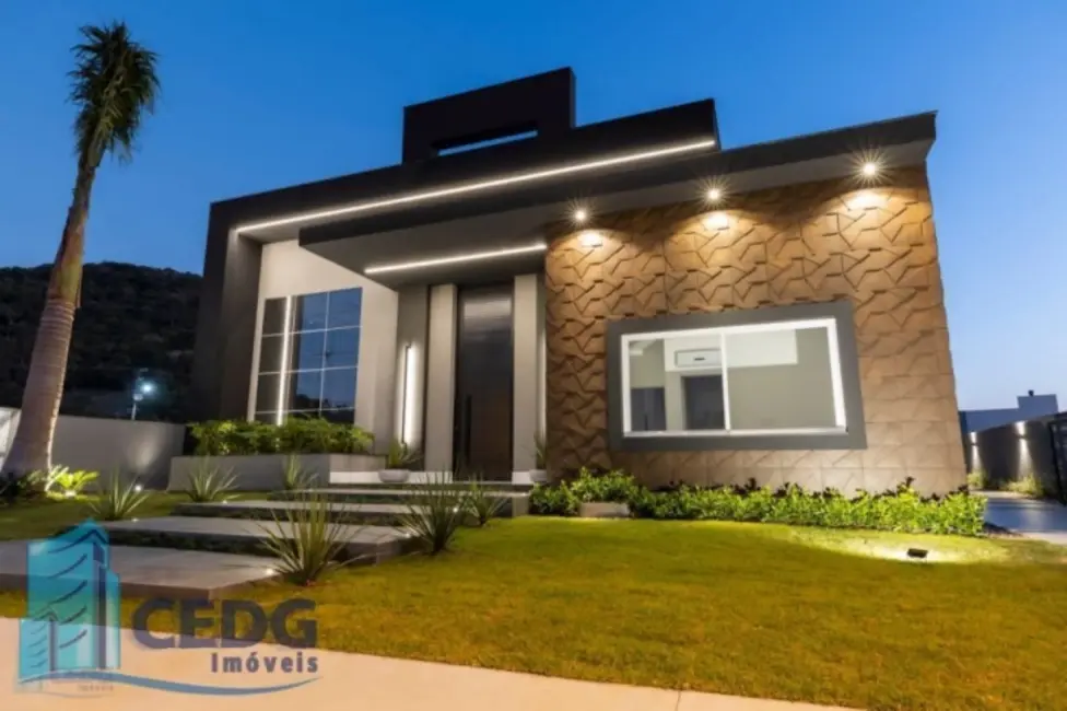 Foto 5 de Casa de Condomínio com 4 quartos à venda, 231m2 em Areias, Camboriu - SC