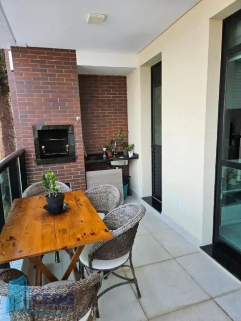 Foto 3 de Apartamento com 2 quartos à venda, 77m2 em São Francisco, Curitiba - PR