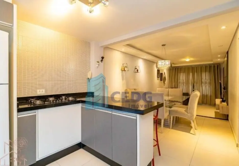 Casa com 3 quartos à venda, 130m2 em Jardim das Américas, Curitiba - PR - imagem 5 Foto 5 de Casa com 3 quartos à venda, 130m2 em Jardim das Américas, Curitiba - PR