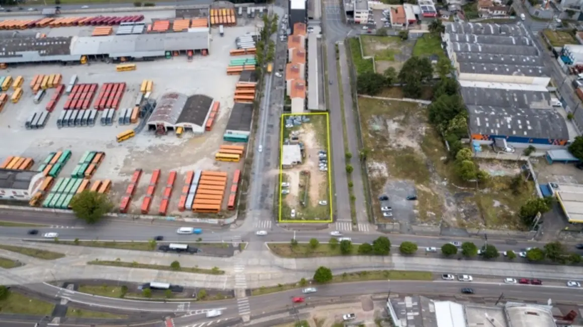 Foto 3 de Terreno / Lote à venda, 1995m2 em Parolin, Curitiba - PR