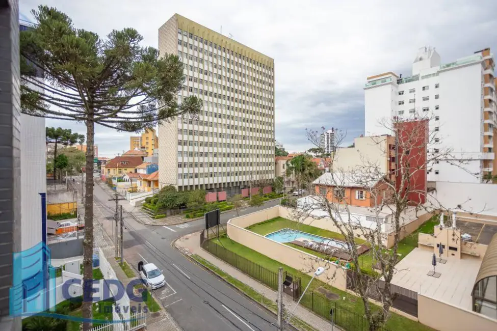 Foto 2 de Apartamento com 3 quartos à venda, 109m2 em Capão Raso, Curitiba - PR