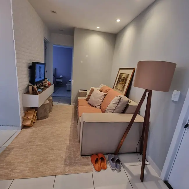 Apartamento com 2 quartos à venda, 47m2 em Weissópolis, Pinhais - PR - imagem 3 Foto 3 de Apartamento com 2 quartos à venda, 47m2 em Weissópolis, Pinhais - PR