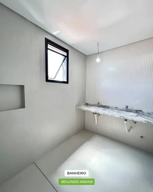 Foto 9 de Casa com 3 quartos à venda, 238m2 em Santa Felicidade, Curitiba - PR