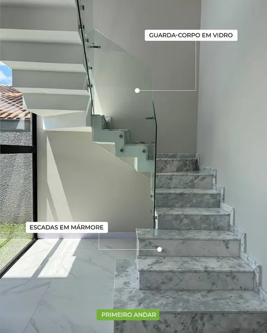 Foto 2 de Casa com 3 quartos à venda, 238m2 em Santa Felicidade, Curitiba - PR