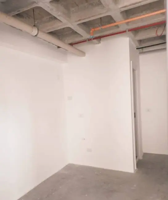 Sala Comercial à venda, 29m2 em Centro, Curitiba - PR - imagem 5 Foto 5 de Sala Comercial à venda, 29m2 em Centro, Curitiba - PR