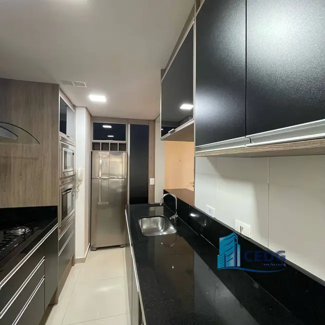 Apartamento com 2 quartos à venda, 60m2 em Capão Raso, Curitiba - PR - imagem 9 Foto 9 de Apartamento com 2 quartos à venda, 60m2 em Capão Raso, Curitiba - PR