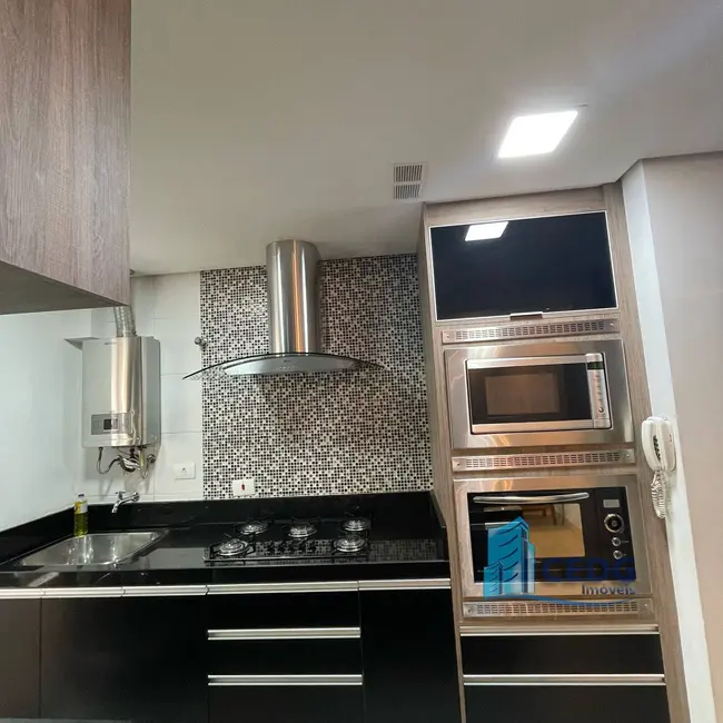 Apartamento com 2 quartos à venda, 60m2 em Capão Raso, Curitiba - PR - imagem 8 Foto 8 de Apartamento com 2 quartos à venda, 60m2 em Capão Raso, Curitiba - PR