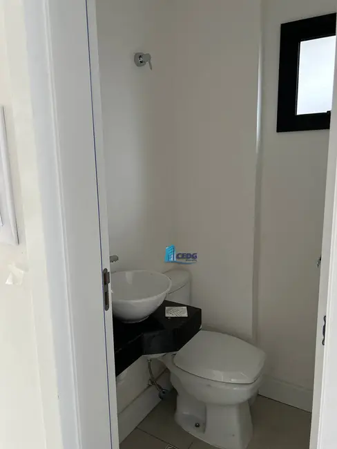 Sobrado com 3 quartos à venda, 118m2 em Xaxim, Curitiba - PR - imagem 8 Foto 8 de Sobrado com 3 quartos à venda, 118m2 em Xaxim, Curitiba - PR